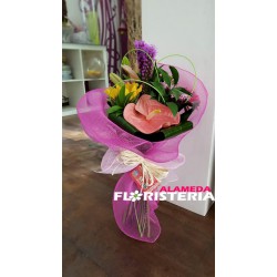 Jarron con Orquideas